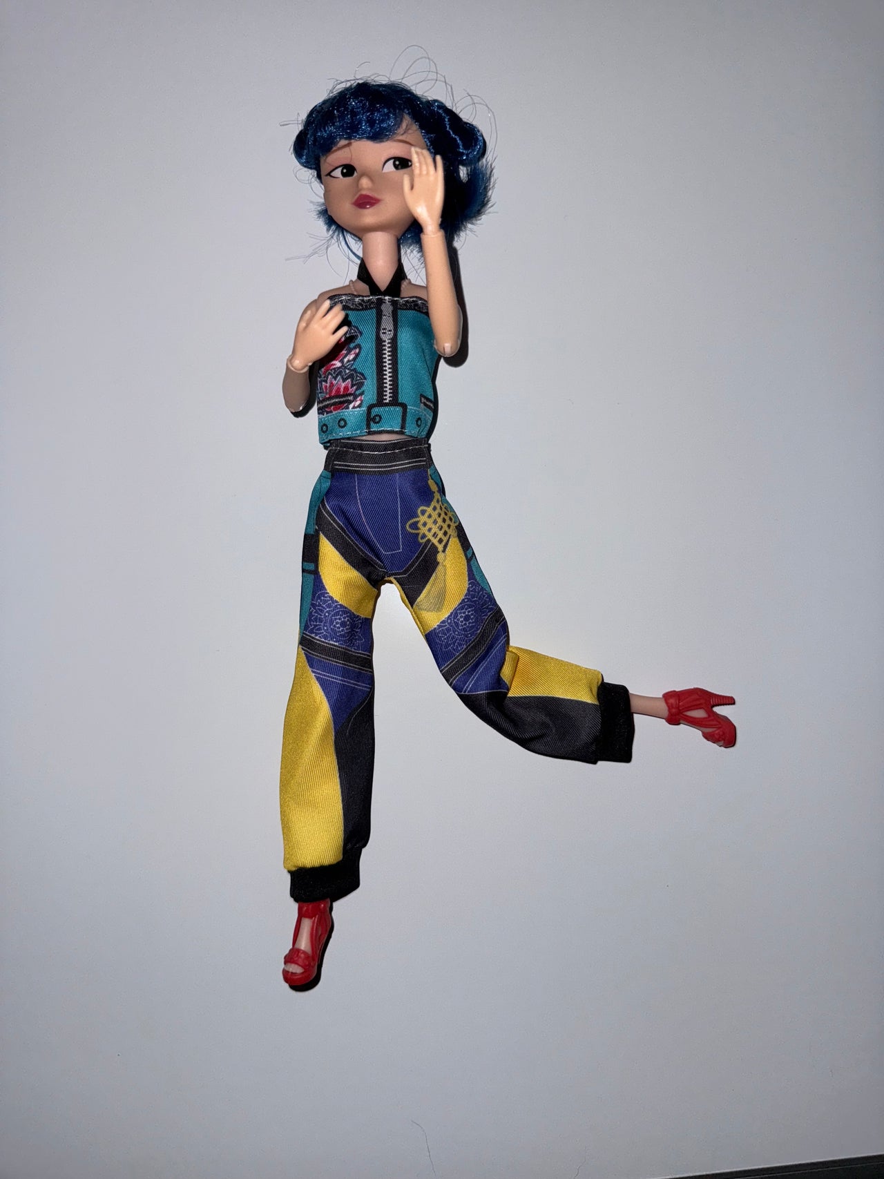 Mira articulated K-Pop Demon Hunter doll in a full-body pose against a plain background.